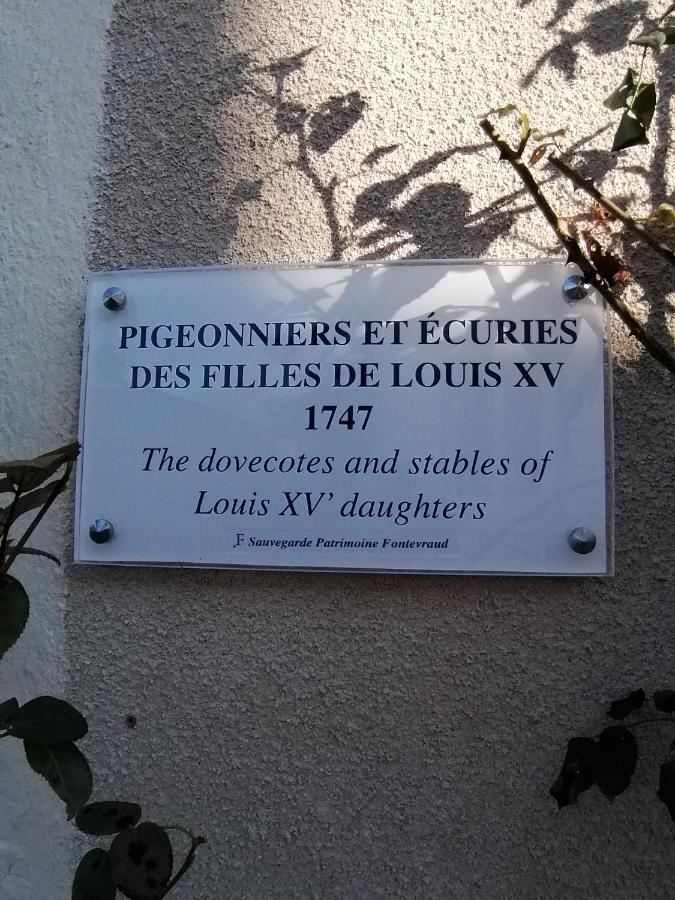 Les Ecuries Des Princesses Fontevraud-l'Abbaye Esterno foto