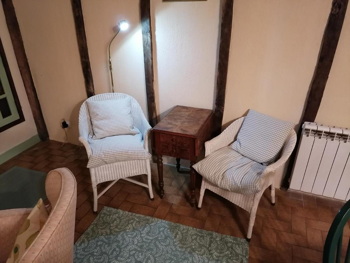 Les Ecuries Des Princesses Fontevraud-l'Abbaye Esterno foto