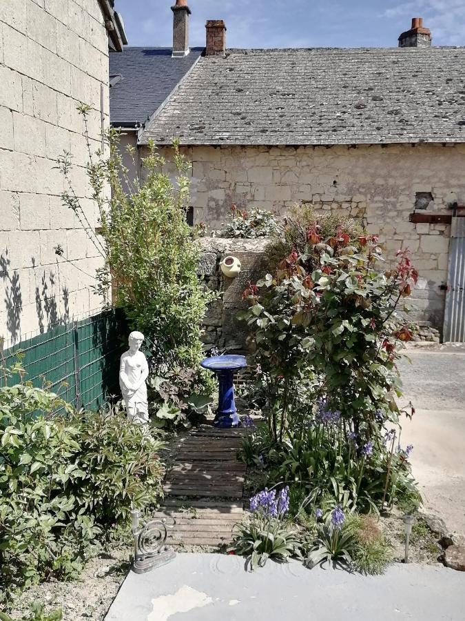 Les Ecuries Des Princesses Fontevraud-l'Abbaye Esterno foto